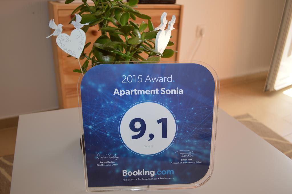 Apartment Sonia Ičići Eksteriør bilde